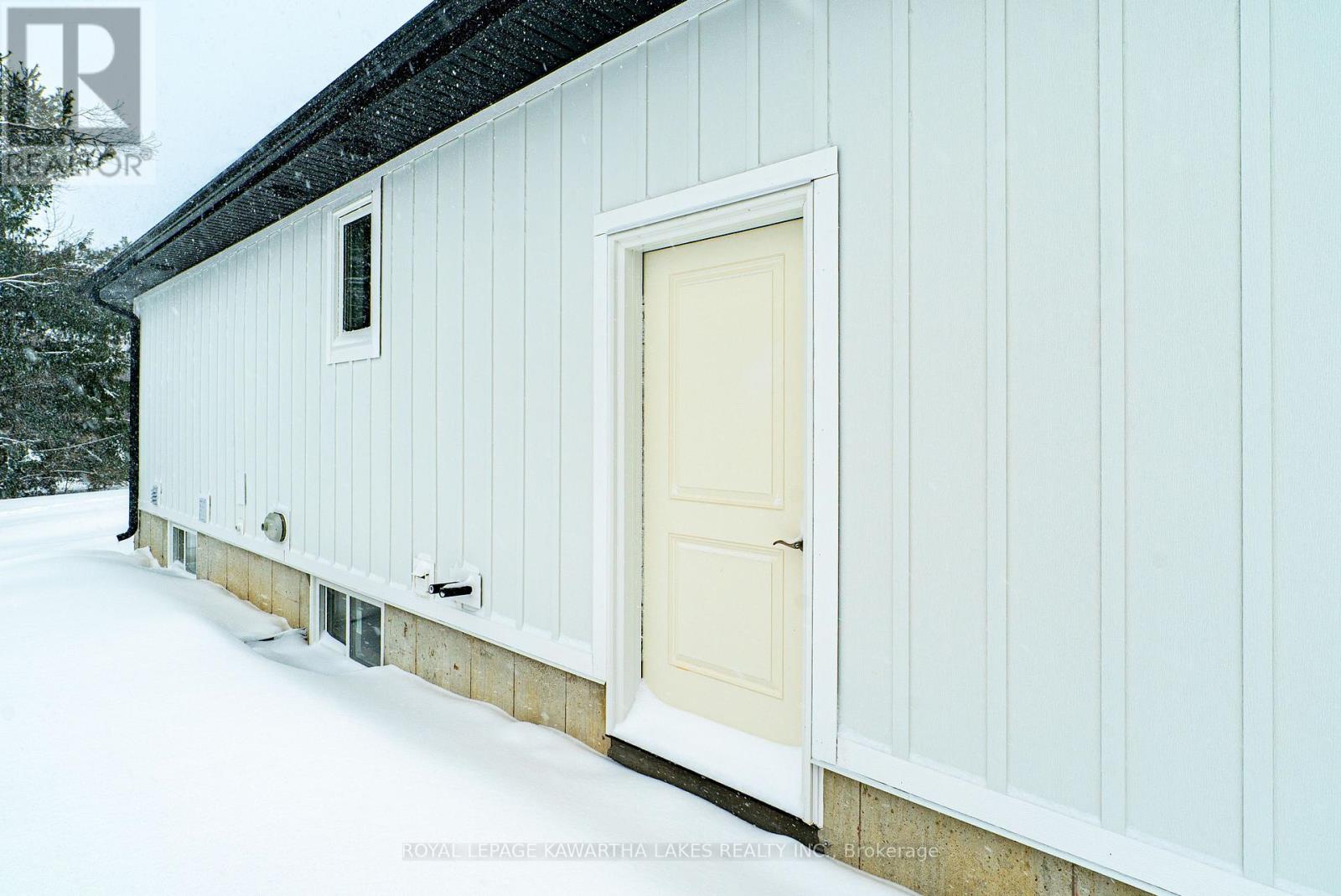 6 Patrick Street, Kawartha Lakes, Ontario  K0M 2B0 - Photo 38 - X12908556