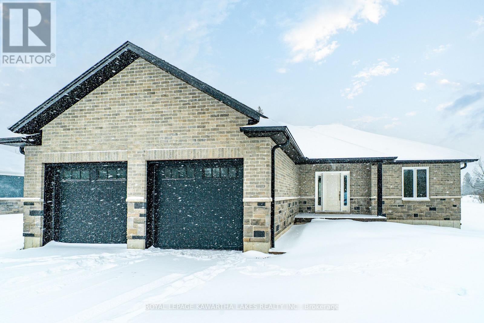 6 Patrick Street, Kawartha Lakes, Ontario  K0M 2B0 - Photo 4 - X12908556