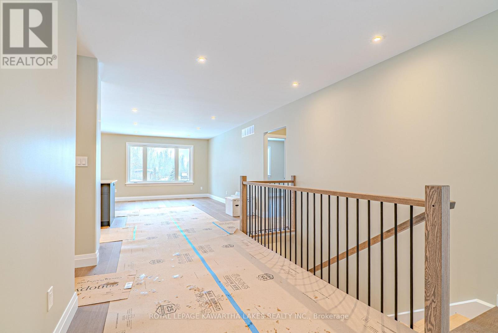 6 Patrick Street, Kawartha Lakes, Ontario  K0M 2B0 - Photo 7 - X12908556