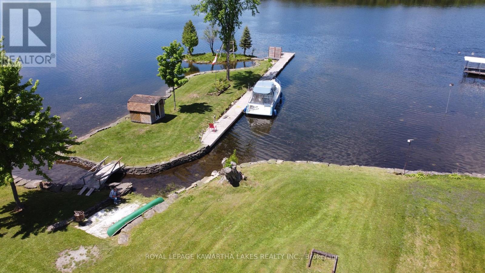 63 Robinson Avenue, Kawartha Lakes, Ontario  K0M 2B0 - Photo 2 - X12929112