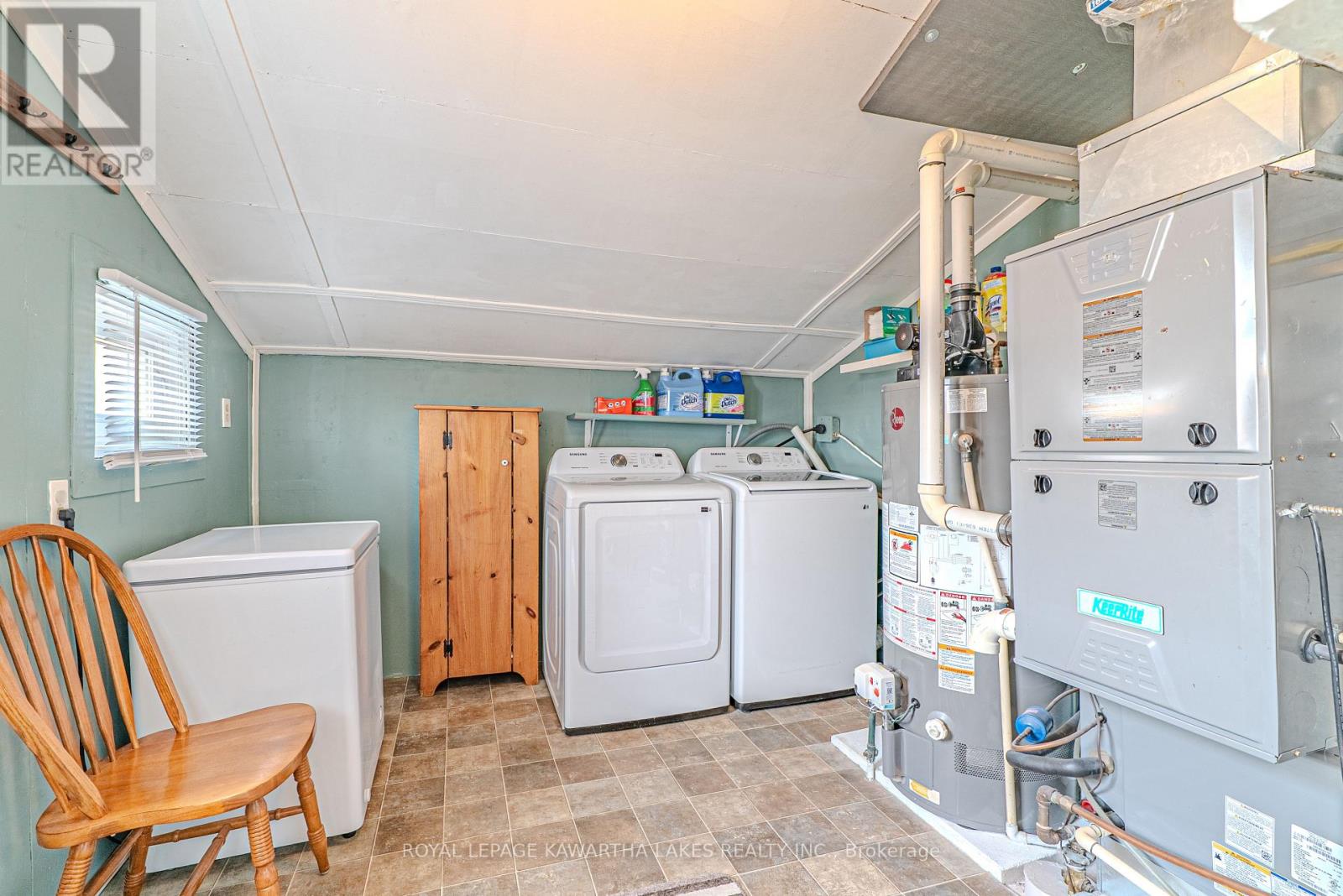 56 Glenelg Street E, Kawartha Lakes, Ontario  K9V 1Z3 - Photo 13 - X12939022