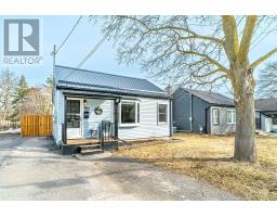 56 GLENELG STREET E, Kawartha Lakes, Ontario