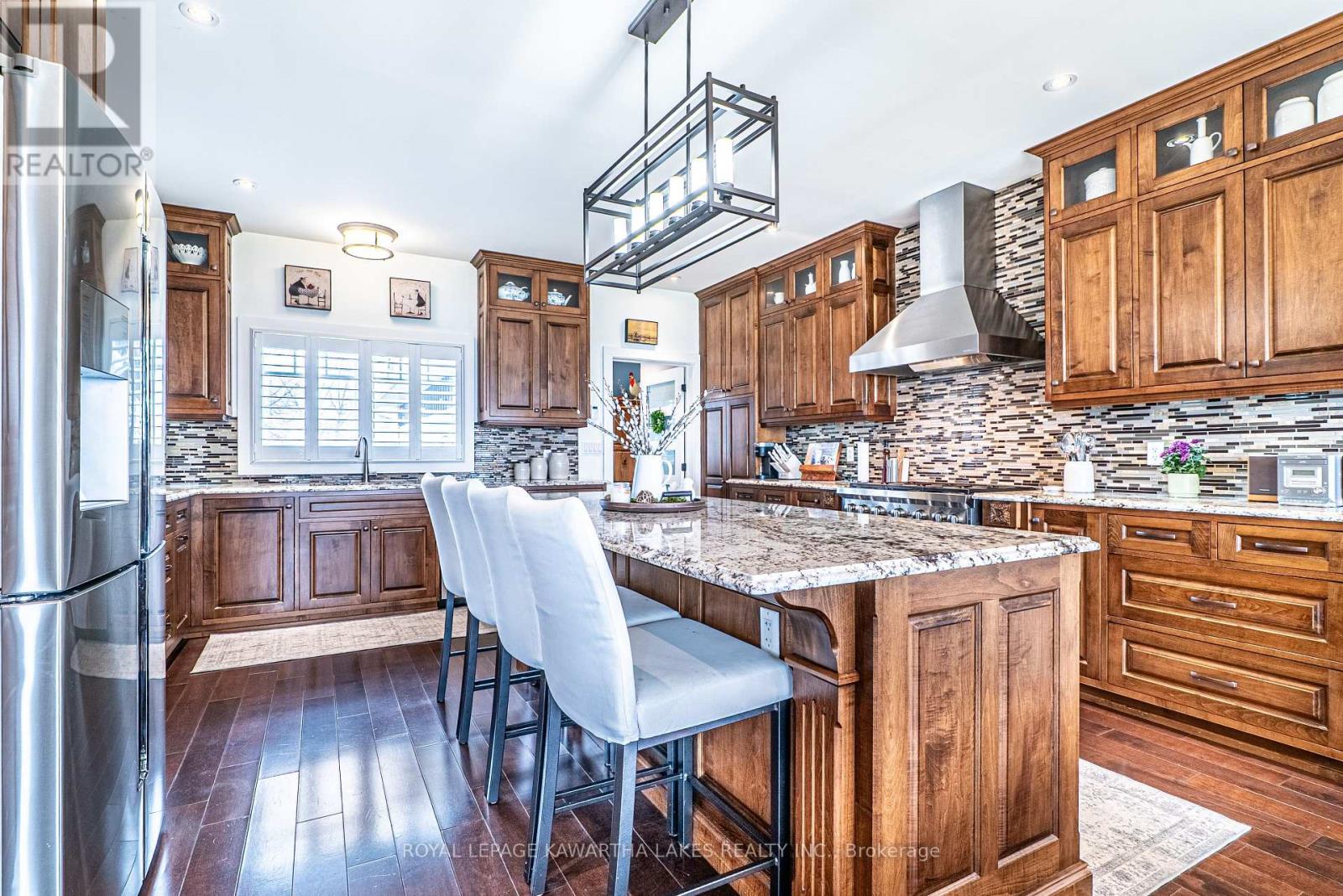 56 Falls Bay Road, Kawartha Lakes, Ontario  K0M 1A0 - Photo 16 - X12963504