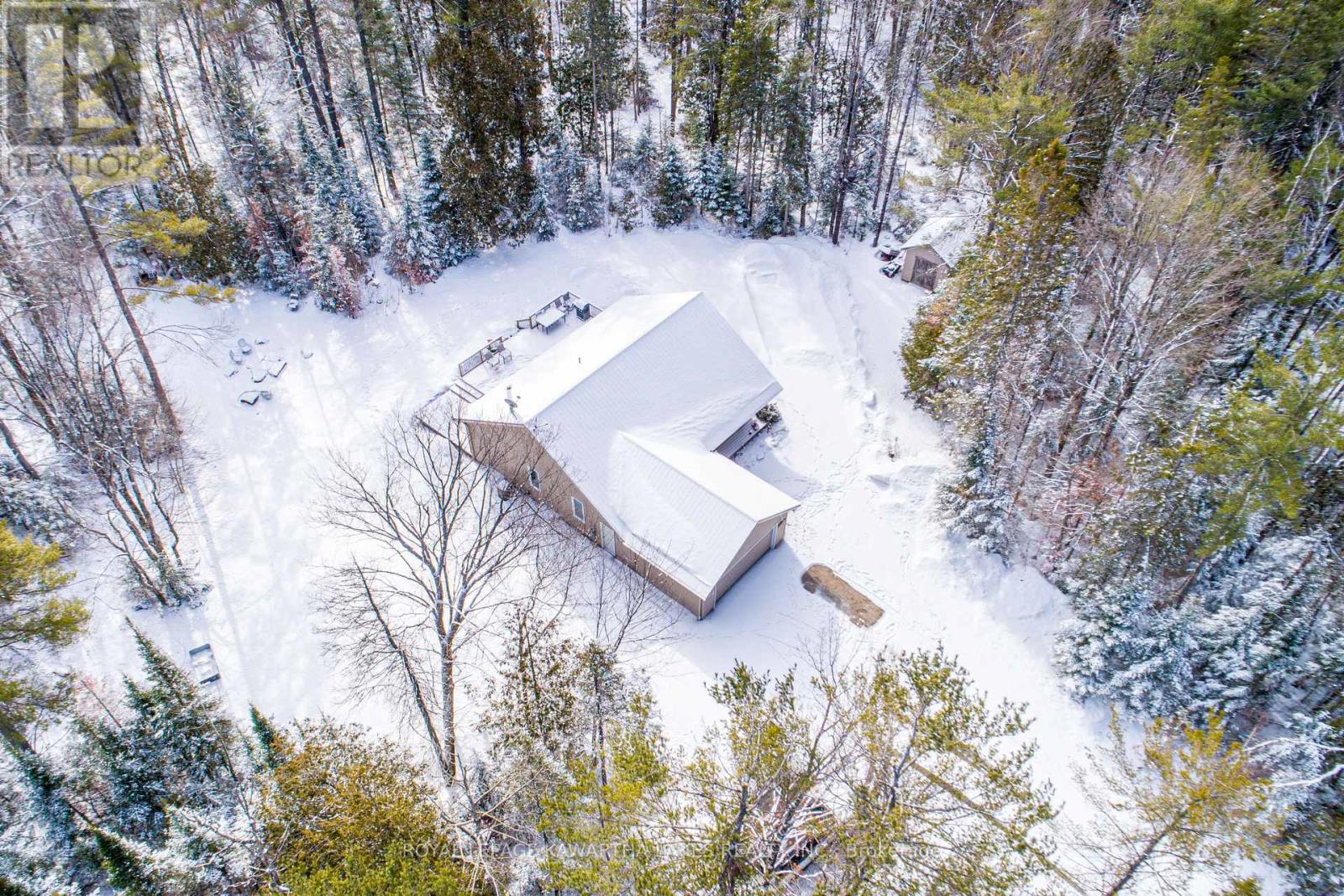 914 County Rd 49, Trent Lakes, Ontario  K0M 1A0 - Photo 32 - X12971700