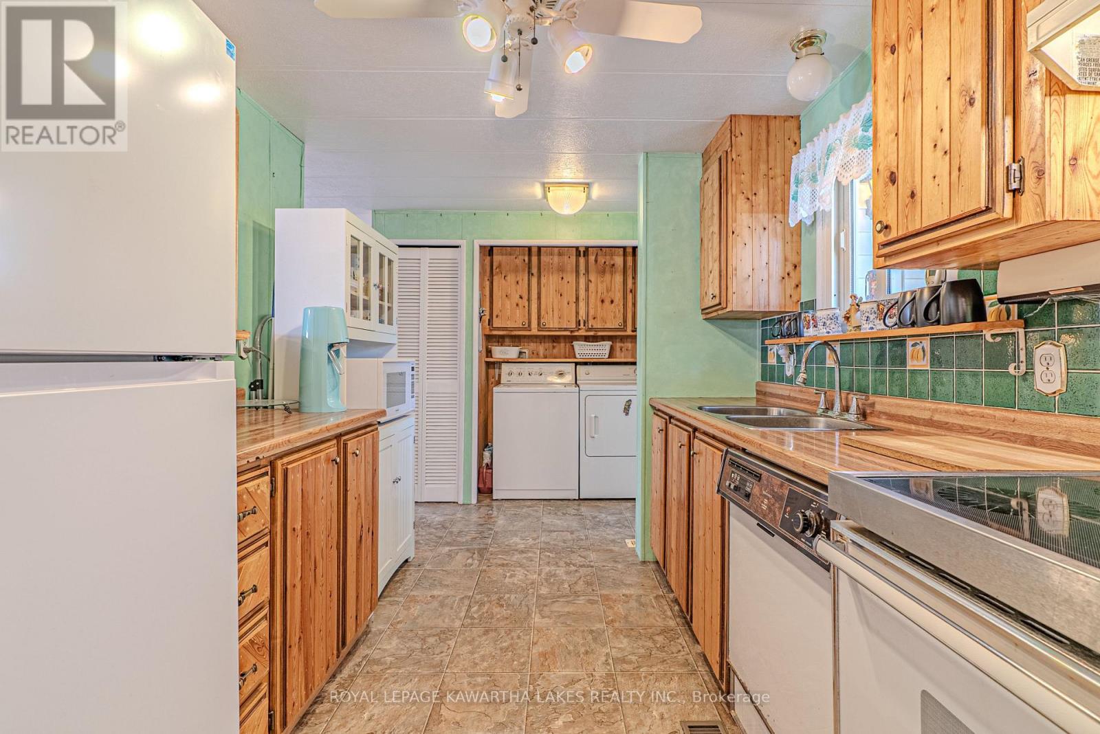 4 Vista Drive, Kawartha Lakes, Ontario  K9V 4R1 - Photo 12 - X13041104