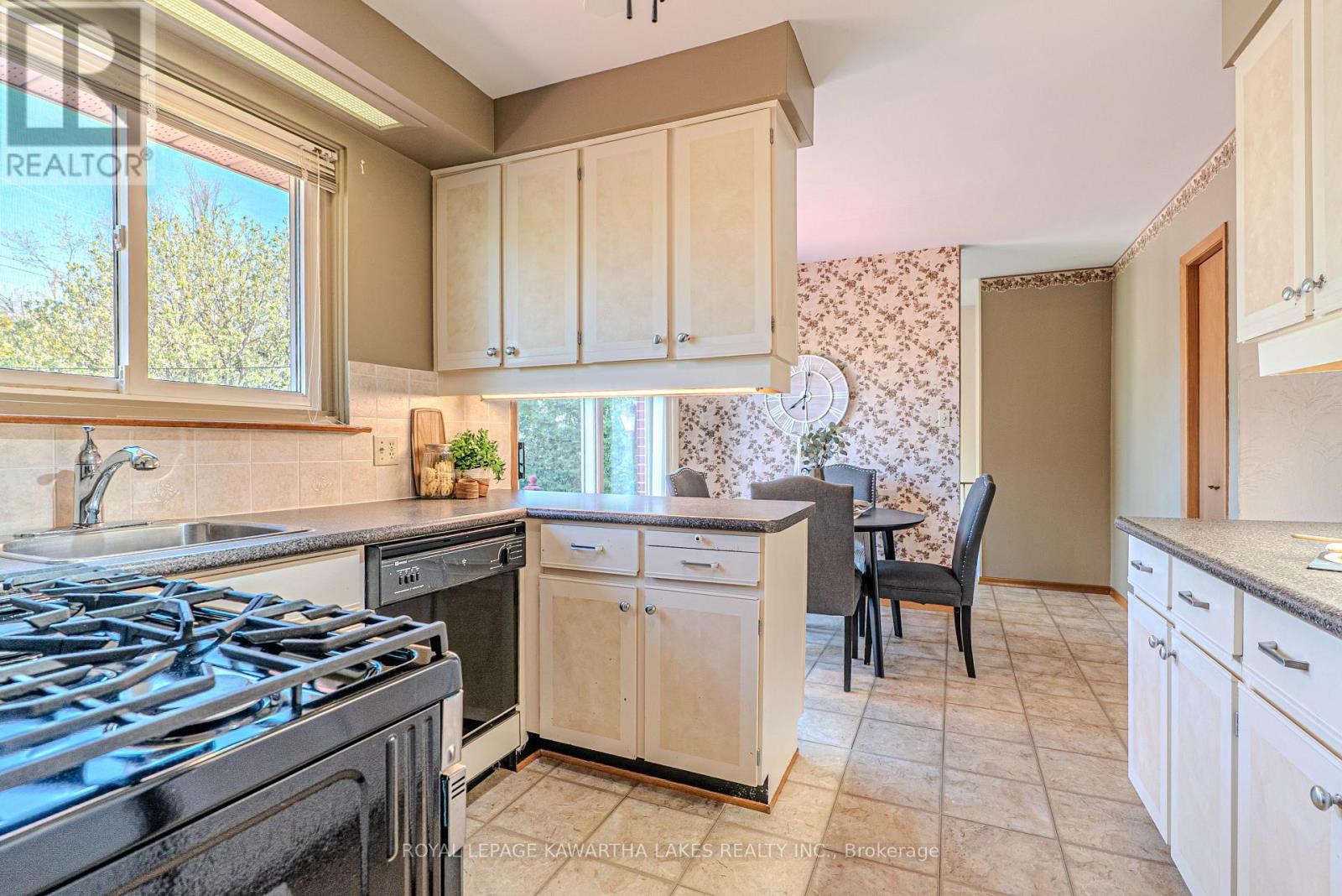 52 Sanderling Crescent, Kawartha Lakes, Ontario  K9V 4N2 - Photo 23 - X13123596