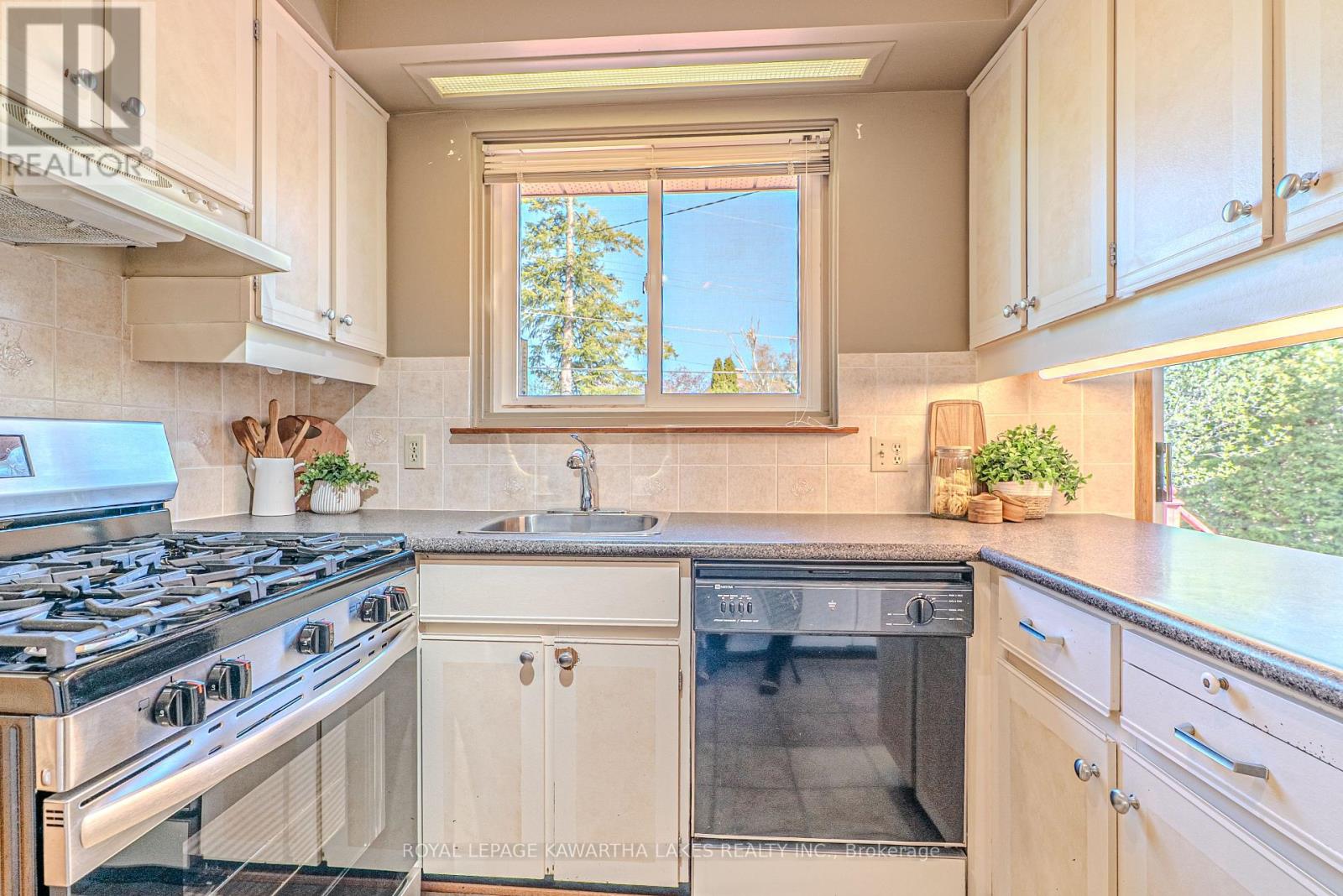 52 Sanderling Crescent, Kawartha Lakes, Ontario  K9V 4N2 - Photo 25 - X13123596