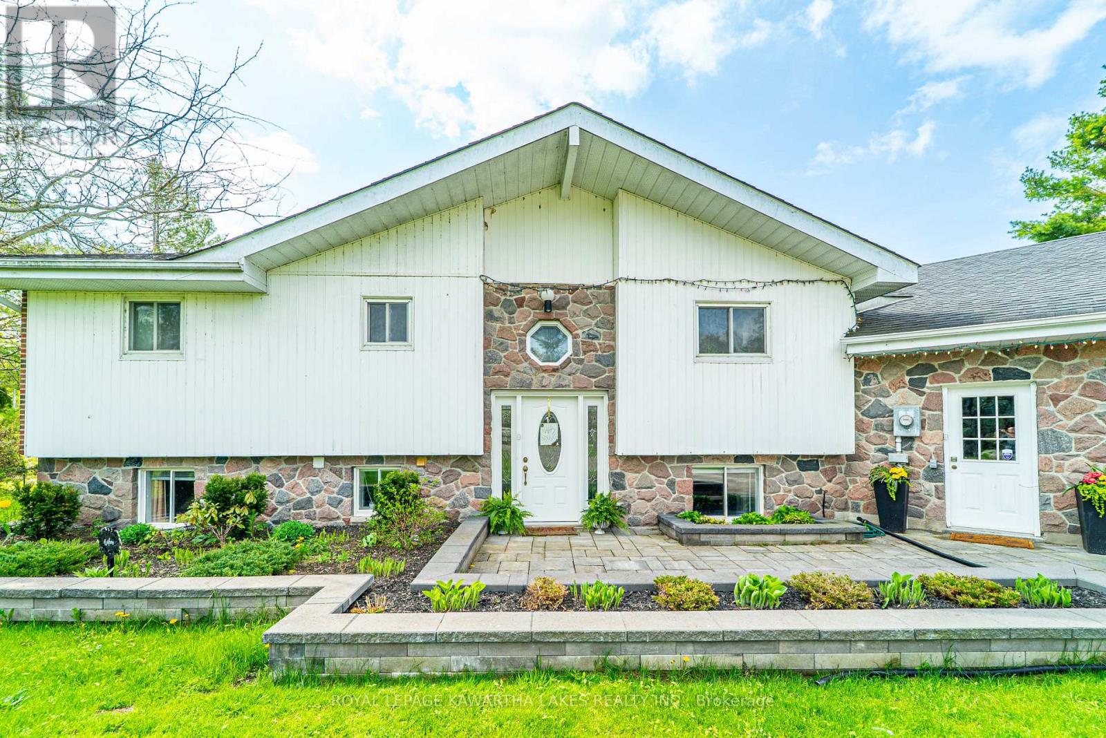 1032 Zion Road, Kawartha Lakes, Ontario  K0M 2C0 - Photo 2 - X13150664
