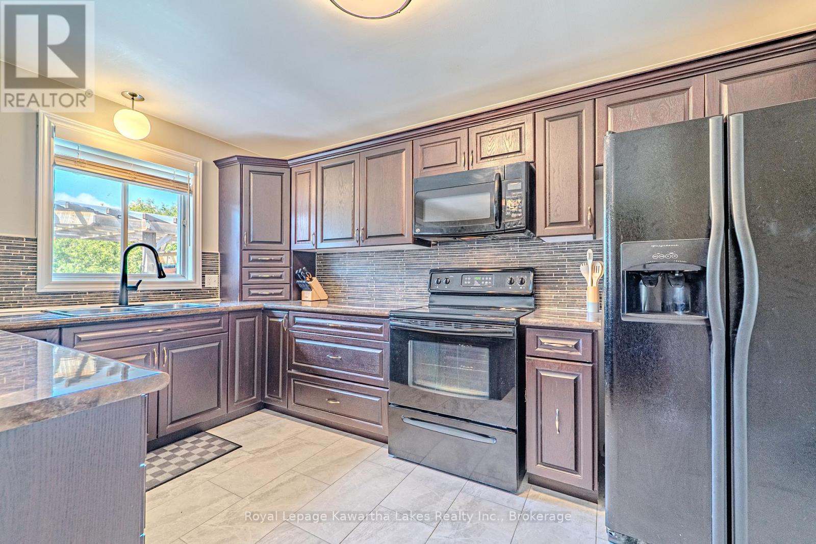 46 Madill Crescent, Kawartha Lakes, Ontario  K9V 5X2 - Photo 41 - X13215038